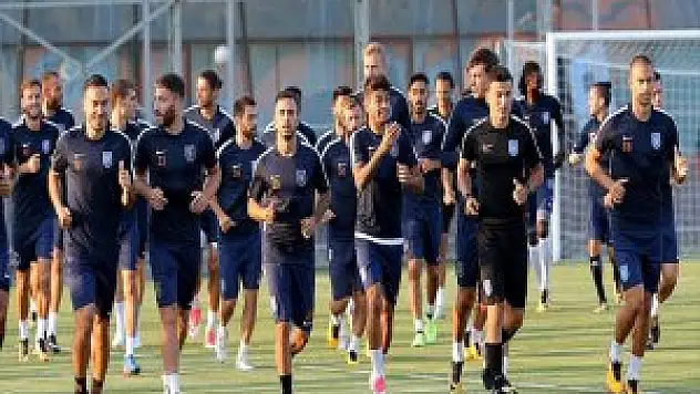 Medipol Başakşehir Zorlu Sevilla Karşısında
