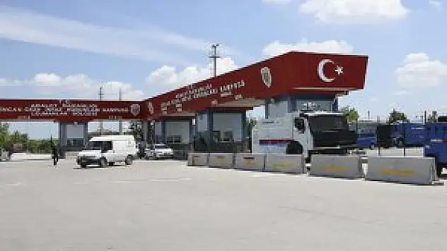 Darbeciler Kendi Kendilerini Yalanlamaya Başladı
