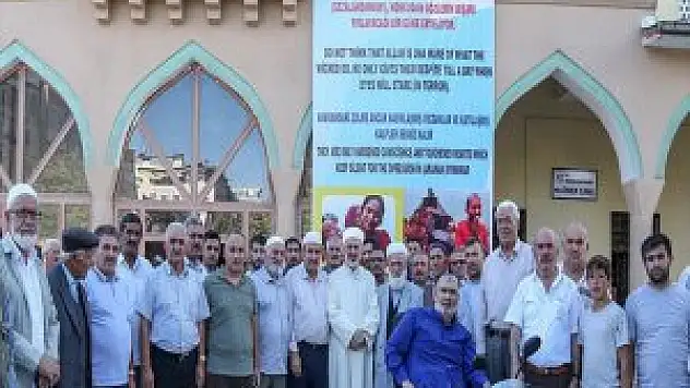 Van'da Arakan'daki Müslümanlara Yönelik Katliama 3 Dilde Tepki