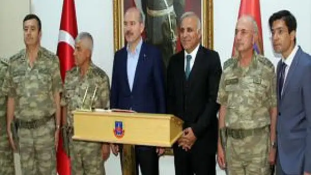 İçişleri Bakanı Soylu: Bu Millet Görev İçin Zaman Beklemez