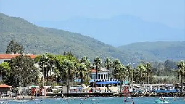 'Sakin Kent' Yerli Turistle Bayram Etti