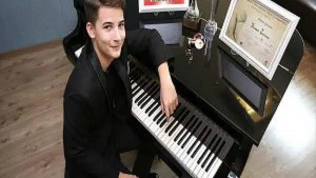 İzmirli Piyanist Dünya Birincisi Oldu