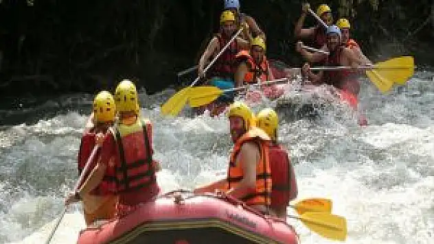 Bayramda Raftinge Büyük İlgi