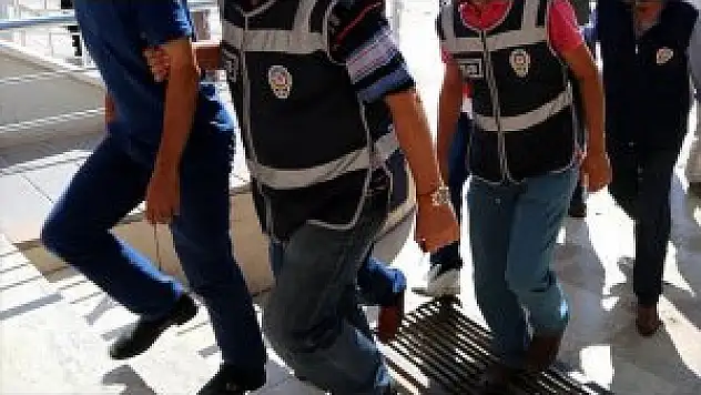 Mersin'de 35 Asker Hakkında Fetö'den Gözaltı Kararı