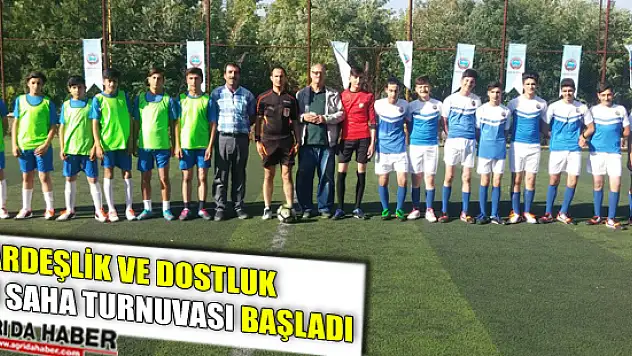 Mahalleler Arası 1.Kardeşlik ve Dostluk Halı Saha Futbol Turnuvası başladı.