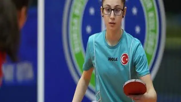 Özge Yılmaz Top 10'da Avrupa İkincisi Oldu
