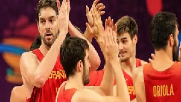 İspanya 2017 Avrupa Basketbol Şampiyonası'nda Yarı Finale Yükseldi