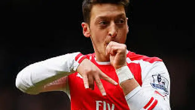 Mesut Özil: 'Arsenaldan Ayrılırsam Fenerbahçe'deyim'