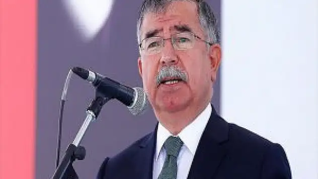 Milli Eğitim Bakanı İsmet Yılmaz'dan Liselere Geçişte Yeni Model Açıklaması