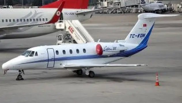 Atatürk Havalimanı'na Özel Jet Düştü!