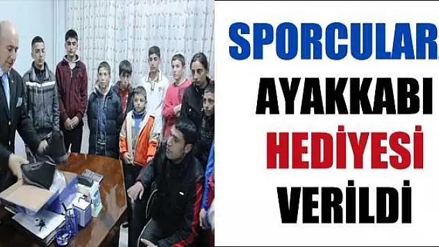 Sporculara Ayakkabı Yardımı Yapıldı