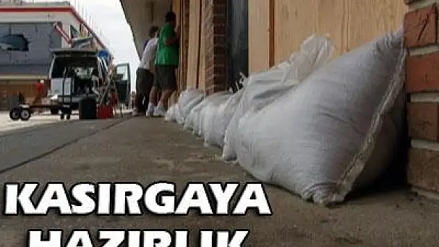 ABD, kasırgaya hazırlanıyor
