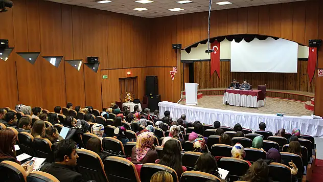 AĞRI'DA OKUL ÖNCESİ EĞİTİMİ TOPLANTISI