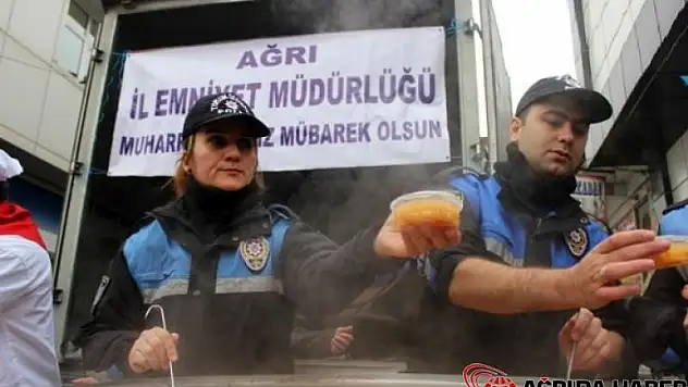 Ağrı Emniyet Müdürlüğü 1000 Kişiye Aşure Dağıttı