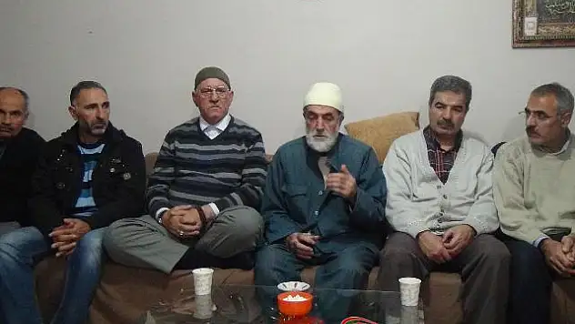 Göktaş, Ağrı'da okurlarıyla buluştu