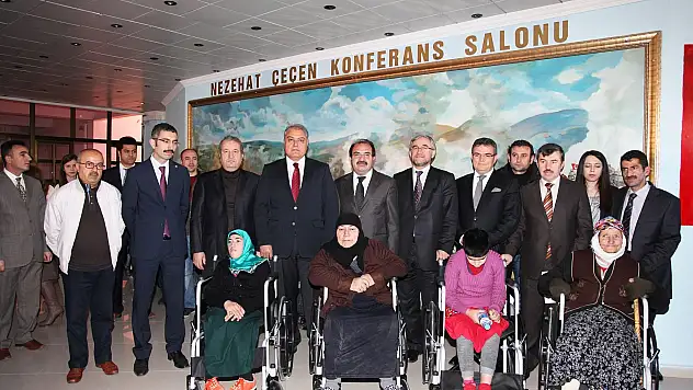 AĞRI İBRAHİM ÇEÇEN ÜNİVERSİTESİNDE 1. ENGELLİ BAKIMI VE REHABİLİTASYON ÇALIŞTAYI