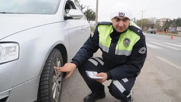 Ağrı Dahil 54 İle Kış Lastiği Zorunluluğu Getirildi