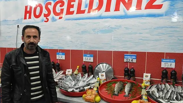 Balıkçılar Havanın Soğumasını Bekliyor