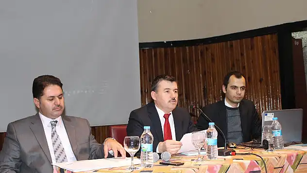 AĞRI'DA OKUL MÜDÜRLERİ TOPLANTISI