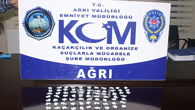 UYUŞTURUCU TACİRLERİ YAKALANDI
