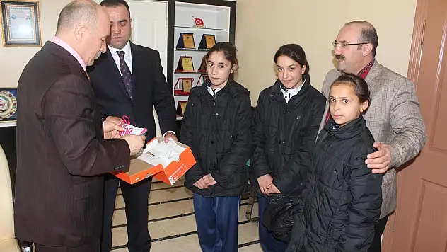 Hazırlık Kampı Sporcularına Malzeme Desteği