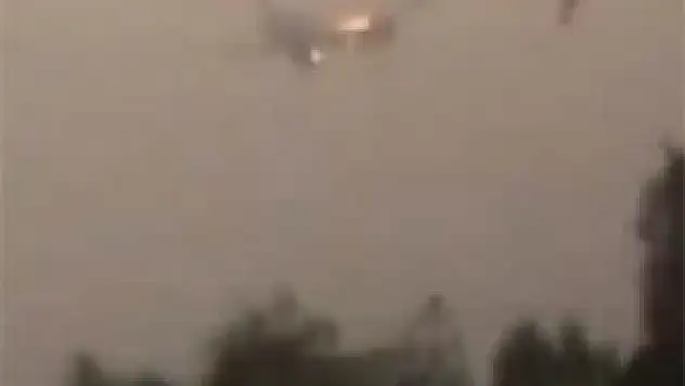 Muhalifler Silah Taşıyan İran Uçağını Vurdu