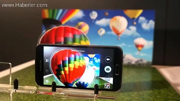 Galaxy S5 Vs. İphone 5s!