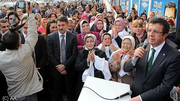 Ekonomi Bakanı Zeybekci, Manisa'da