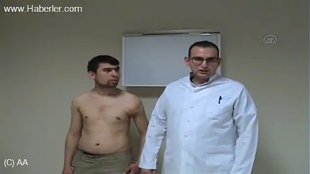 Omzuna sırtından doku nakledildi -