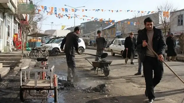 Ağrı'da Bahar Temizliği Erken Başladı