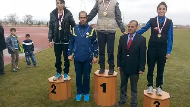 Bölgesel Kros Müsabakasında Ağrı'lı Kızlar Birinci Oldu