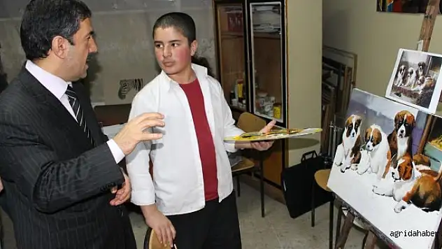 MÜDÜR BİLEN'DEN KURSLARA ZİYARET