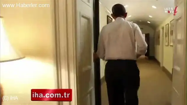 ABD Başkanı Obama ve Yardımcısı Beyaz Saray'da Tur Attı