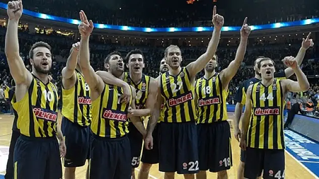 Fenerbahçe Ülker: 78 - Olympıakos: 74