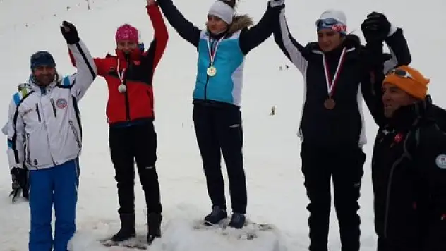 Okul Sporları Şampiyonası'na Ağrı Damgasını Vurdu