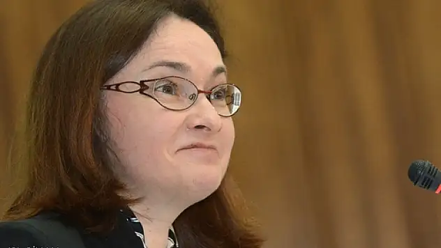 'Ruble Baskı Altında, Merkez 11,6 Milyar Dolar Sattı'