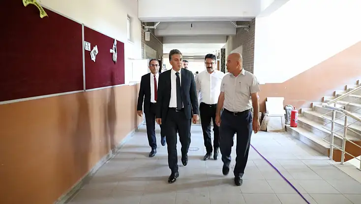 Ağrı Milli Eğitim Müdürü Çakan, Taşlıçay'da eğitim öğretim yılı hazırlıklarını inceledi