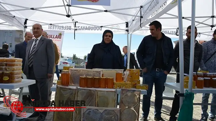 Ağrı'da 1.si Düzenlenen Bal Festivali