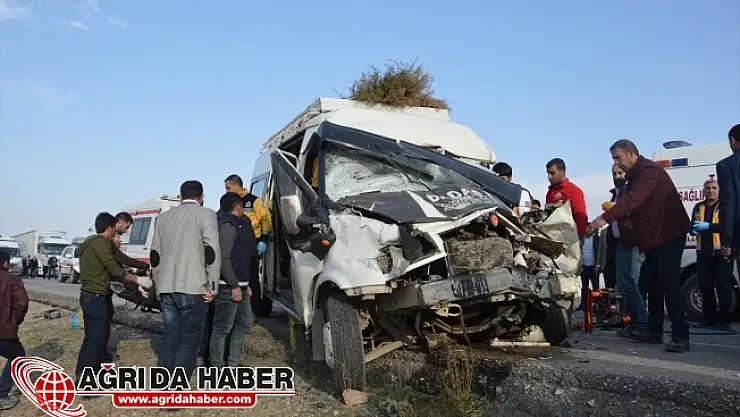 Ağrı'da Trafik Kazası Ölü ve Yaralılar Var!