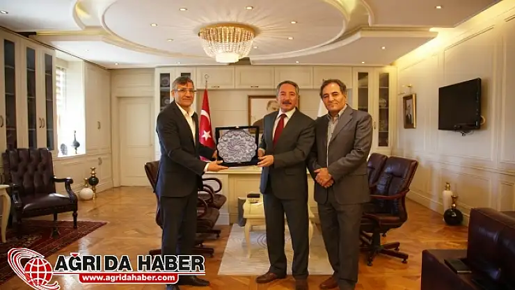 İ.İ.C. Erzurum Kültür Ateşesi Hasan Didban'dan Rektör Abdulhalik Karabulut'a Ziyaret