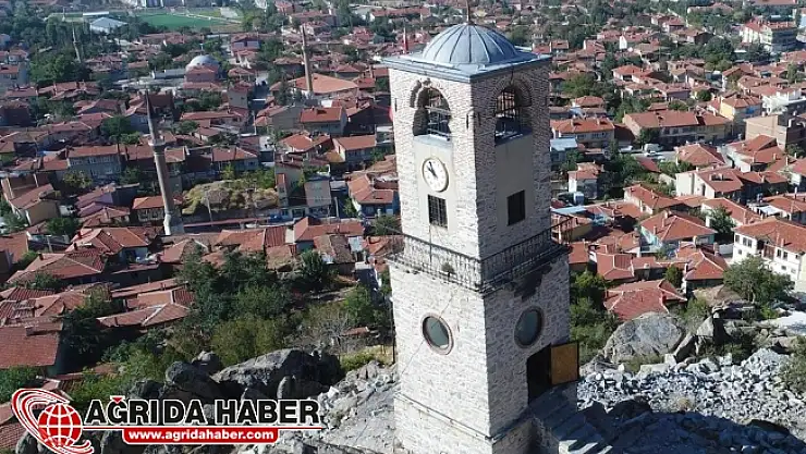 118 Yıllık Saat Kulesi Yeniden Restore Ediliyor
