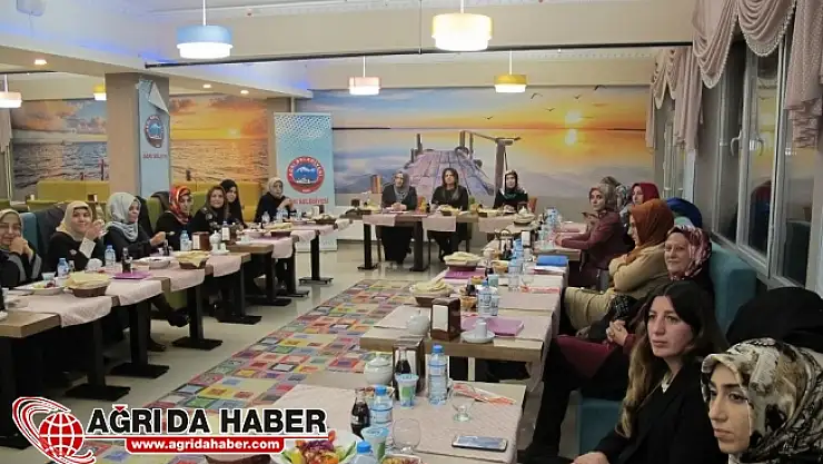 Ağrı Belediyesi Tarafından 5 Aralık Kadın Hakları Günü Kutlandı