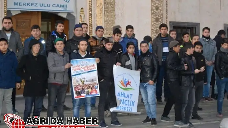 Ahlatlı Gençler Sabah Namazında Buluşup Kudüs İçin Dua Ediyor