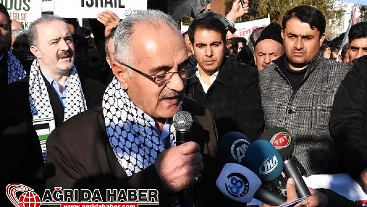Van'da Kudüs İçin Binlerce Kişi Toplanarak Protesto Yaptı