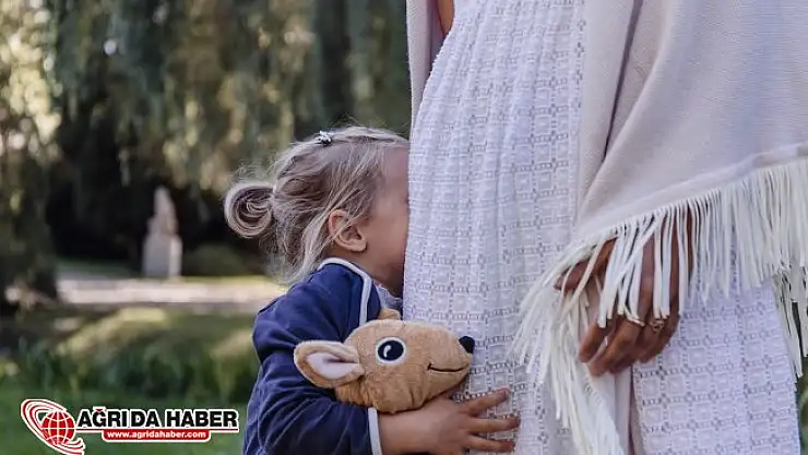 Annelere Çocuk Bakım Desteği Geliyor Peki Ne Kadar Olacak?