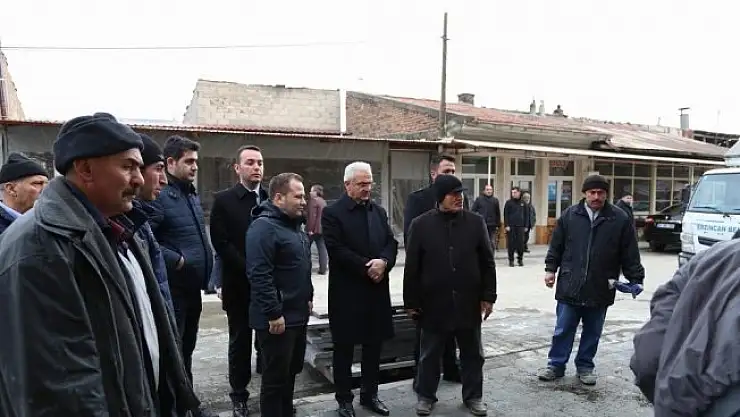 Belediyenin çevre düzenleme çalışmaları devam ediyor