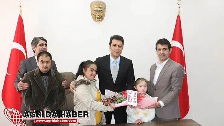 Diyadin Kaymakamı Olgun Öner'e Özel İnsanlardan Özel Ziyaret