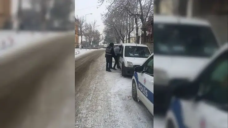 Kars'ta 5 işyerini soyan 1 kişi yakalandı