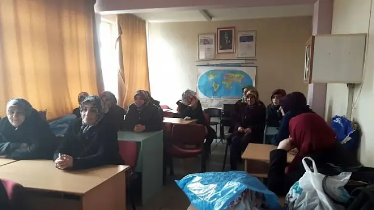 Pasinler'de 'Aile İçi Şiddet' Konulu Eğitim Semineri Verildi