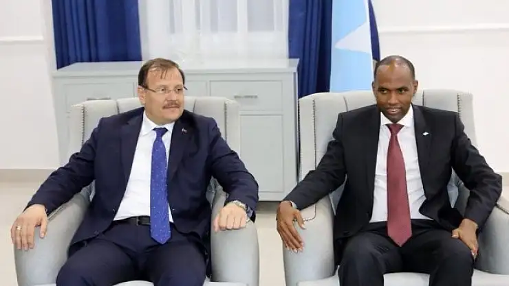 Başbakan Yardımcısı Çavuşoğlu, Somali Başbakanı Hayri ile görüştü